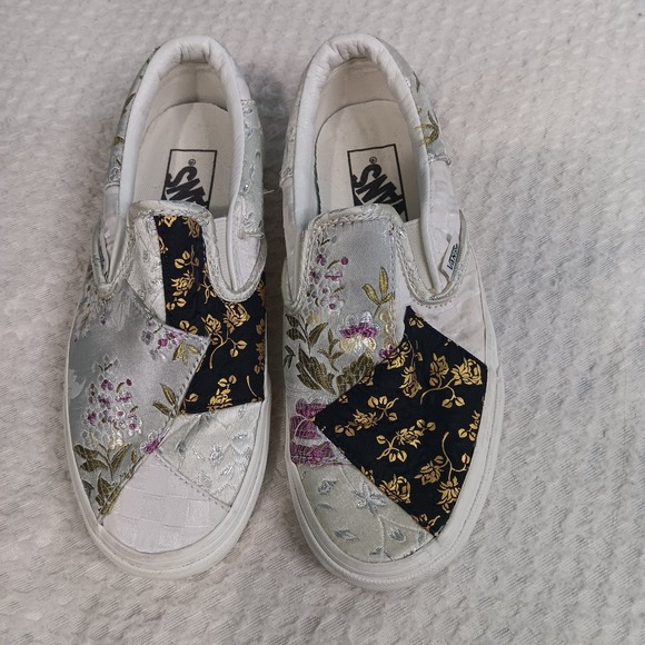 Vans Classic Slip-On Brocade sneakers in multi patchwork Women 6  Youth Size 4.5 - Picture 2 of 9